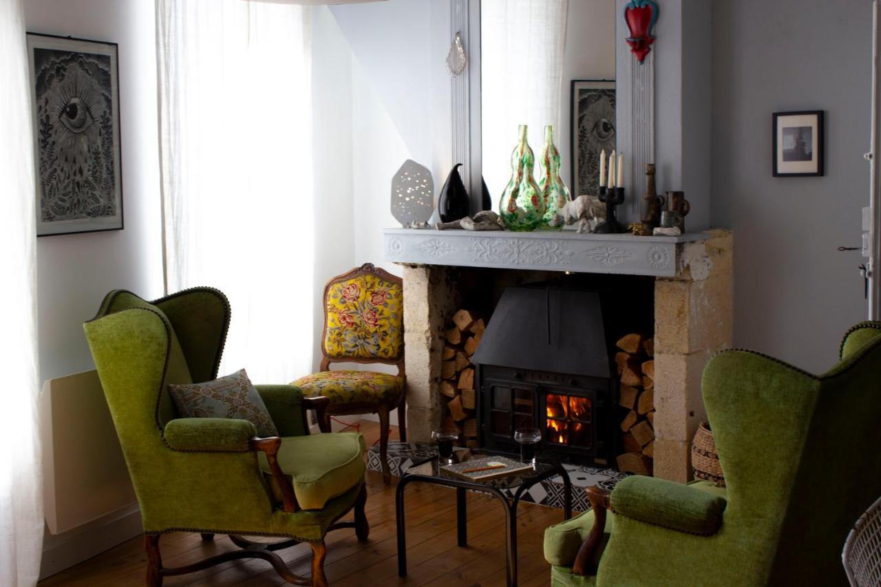 MAISON MATEJEWSKI chambre d'hôtes avec jardin Blaye-et-Sainte-Luce Exterior foto