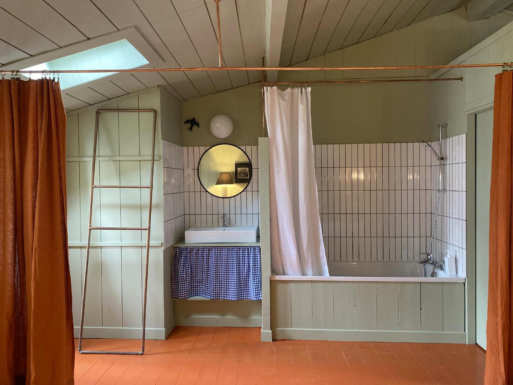 MAISON MATEJEWSKI chambre d'hôtes avec jardin Blaye-et-Sainte-Luce Exterior foto